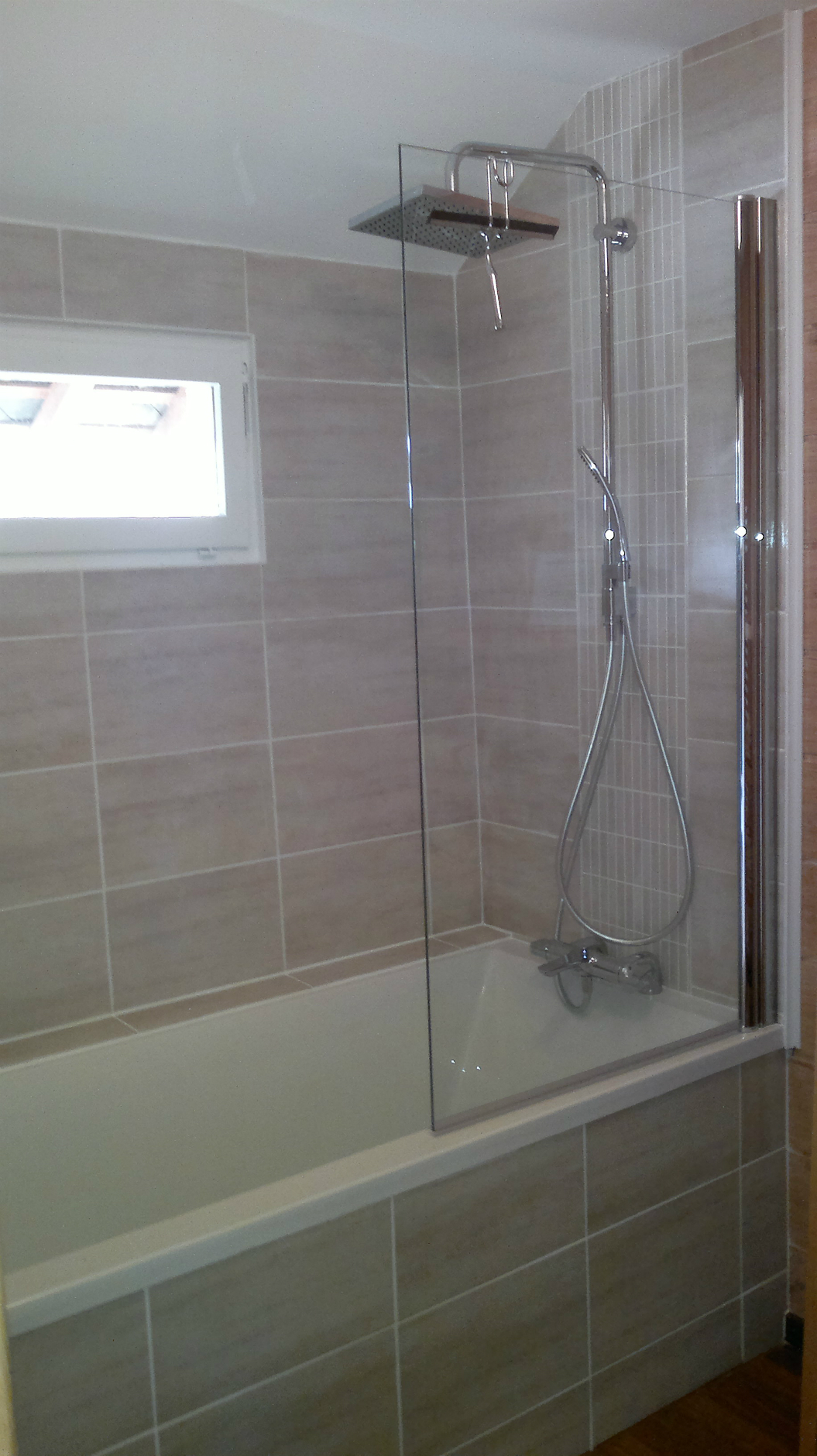 chambre hôtes cabourg salle de bain baignoire avec douche